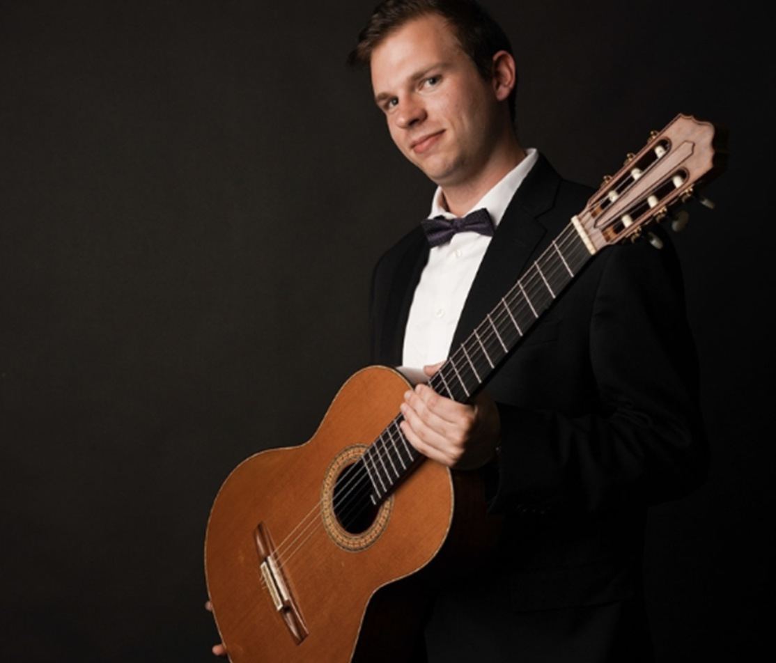 Mark Herz, professeur de guitare classique à Montréal, diplômé du Conservatoire de musique de Montréal